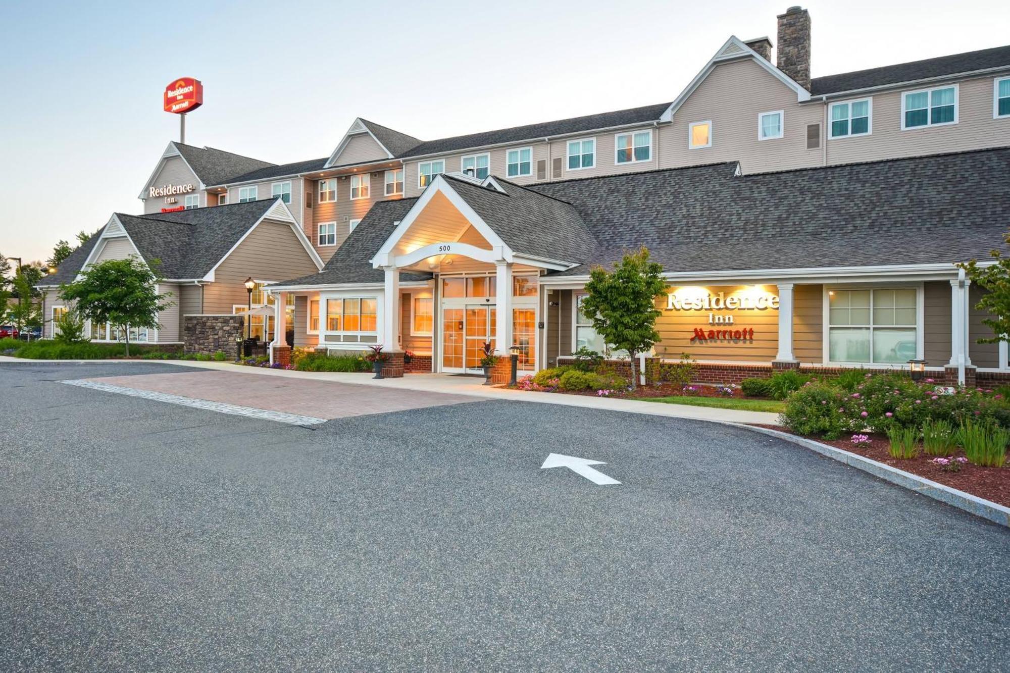 Residence Inn By Marriott Springfield Chicopee Exterior photo